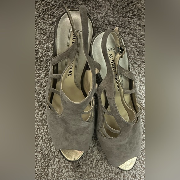 Audrey Brooke heels - Picture 2 of 7